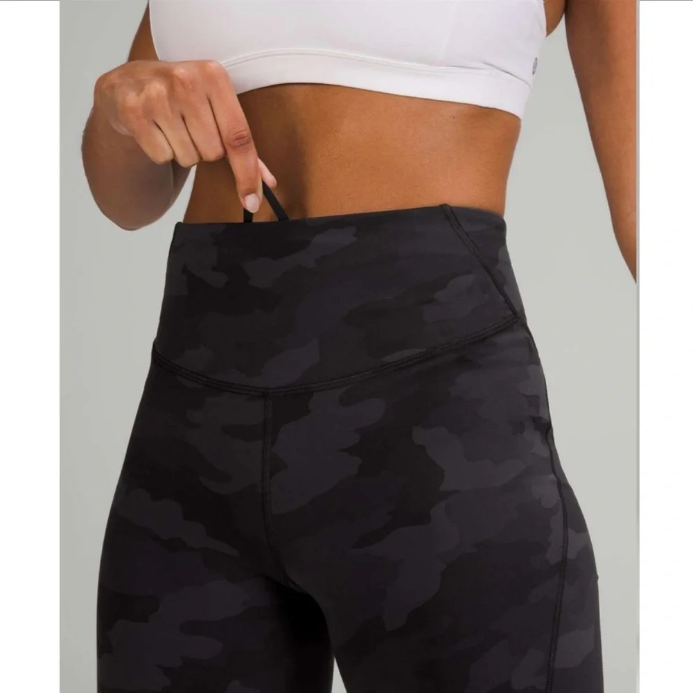 Lululemon Base Pace High-Rise Running Tight 25